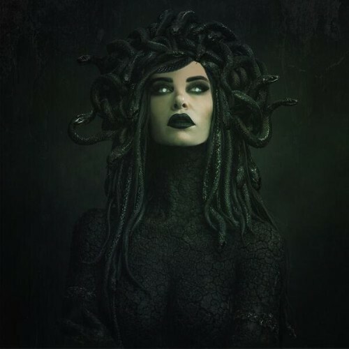  Stitched Up Heart - MEDUSA (2026) 