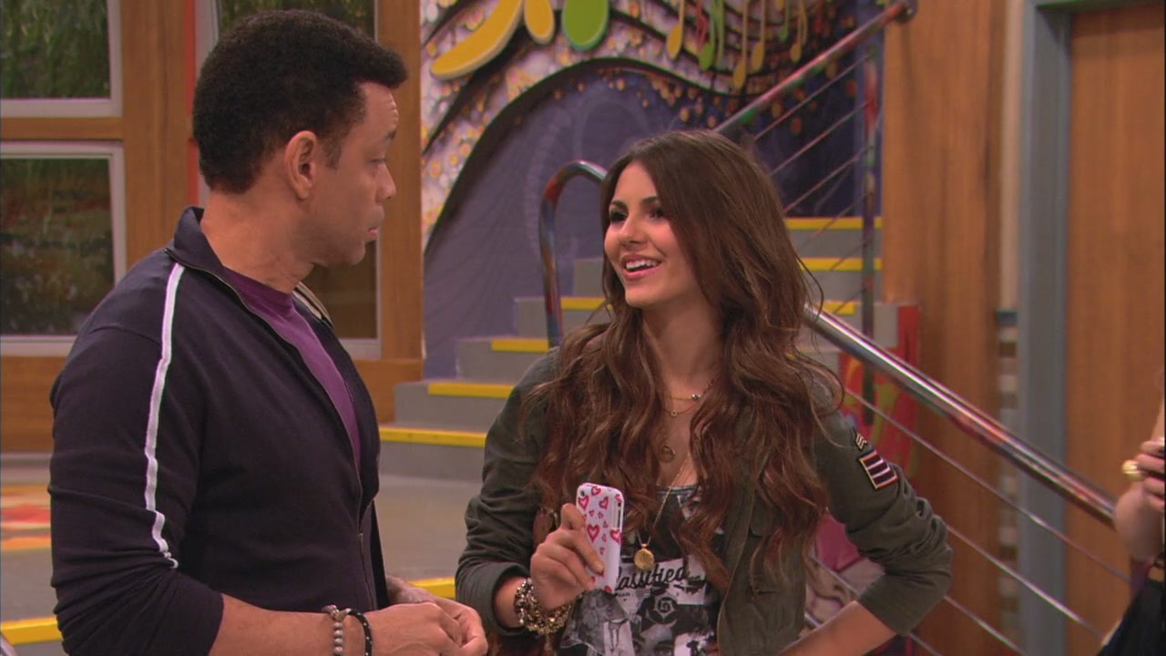 victoriajustice victorious111 okamicaps_142.JPG