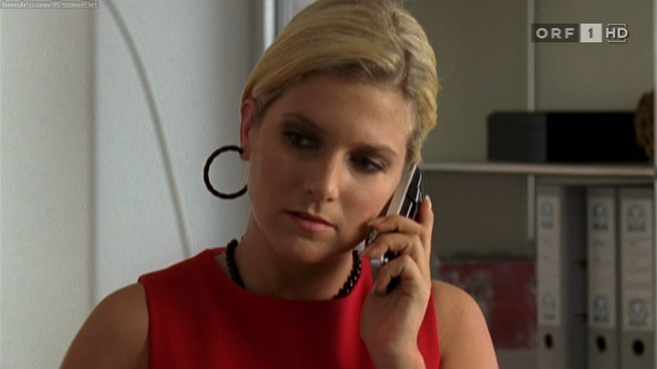 Jeanette Biedermann - °ORF1 Die Treue-Testerin° - 105X Caps_62.jpg