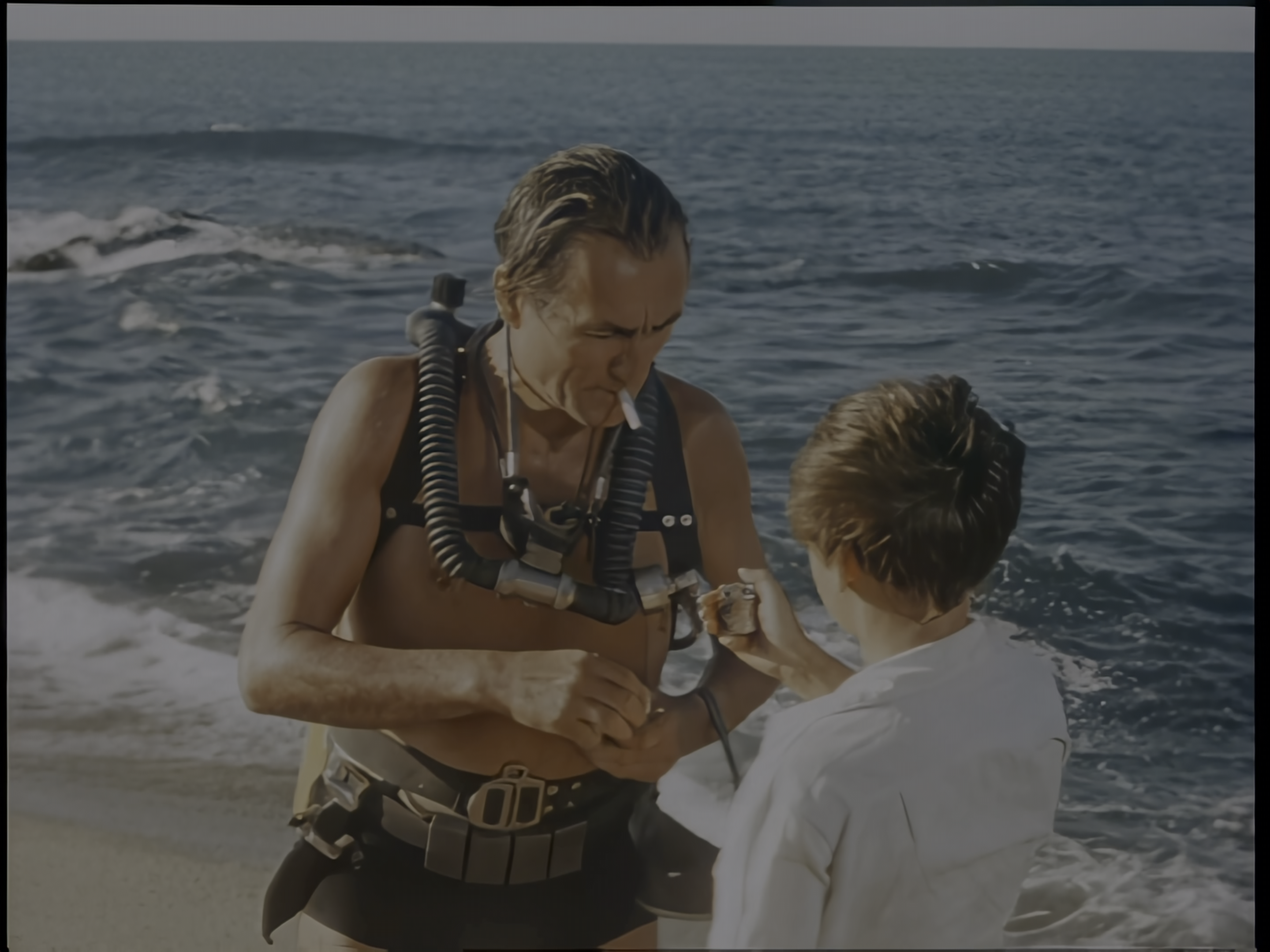 Последний дюйм (1958)  Restored in 2160p HDR.mkv_snapshot_00.44.53.000.png