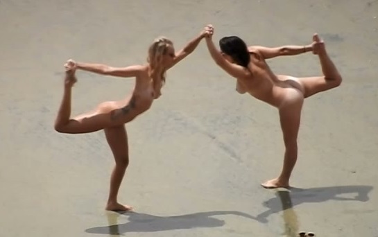 Nude Beach – Fun And Game No.85