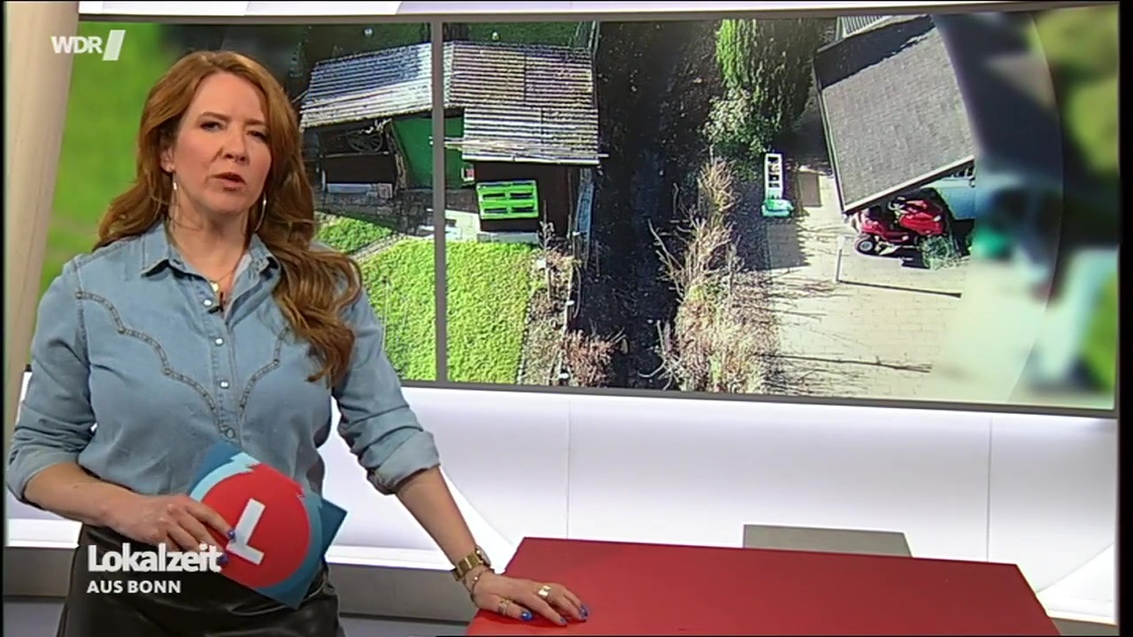 JanineBreuerKolo07032024fz.mp4-00005.jpg