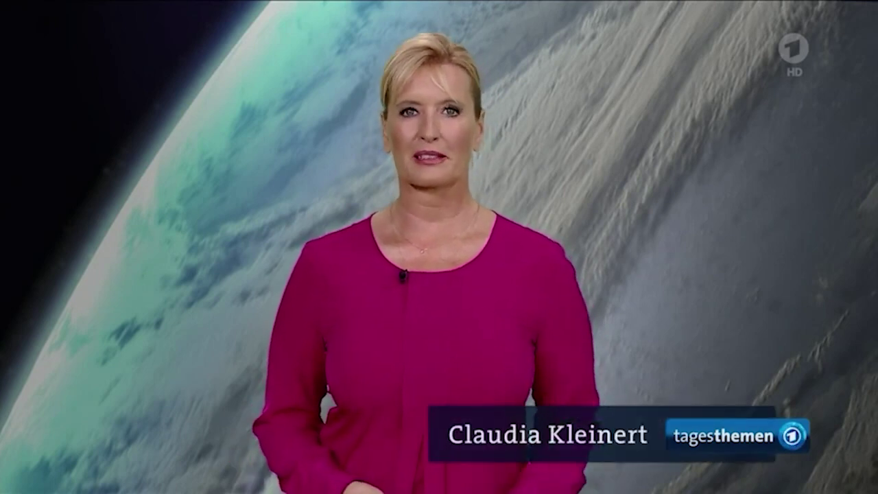 Claudia Kleinert - °ARD Wetter (MIX) 2023 - 167X Caps_70.png