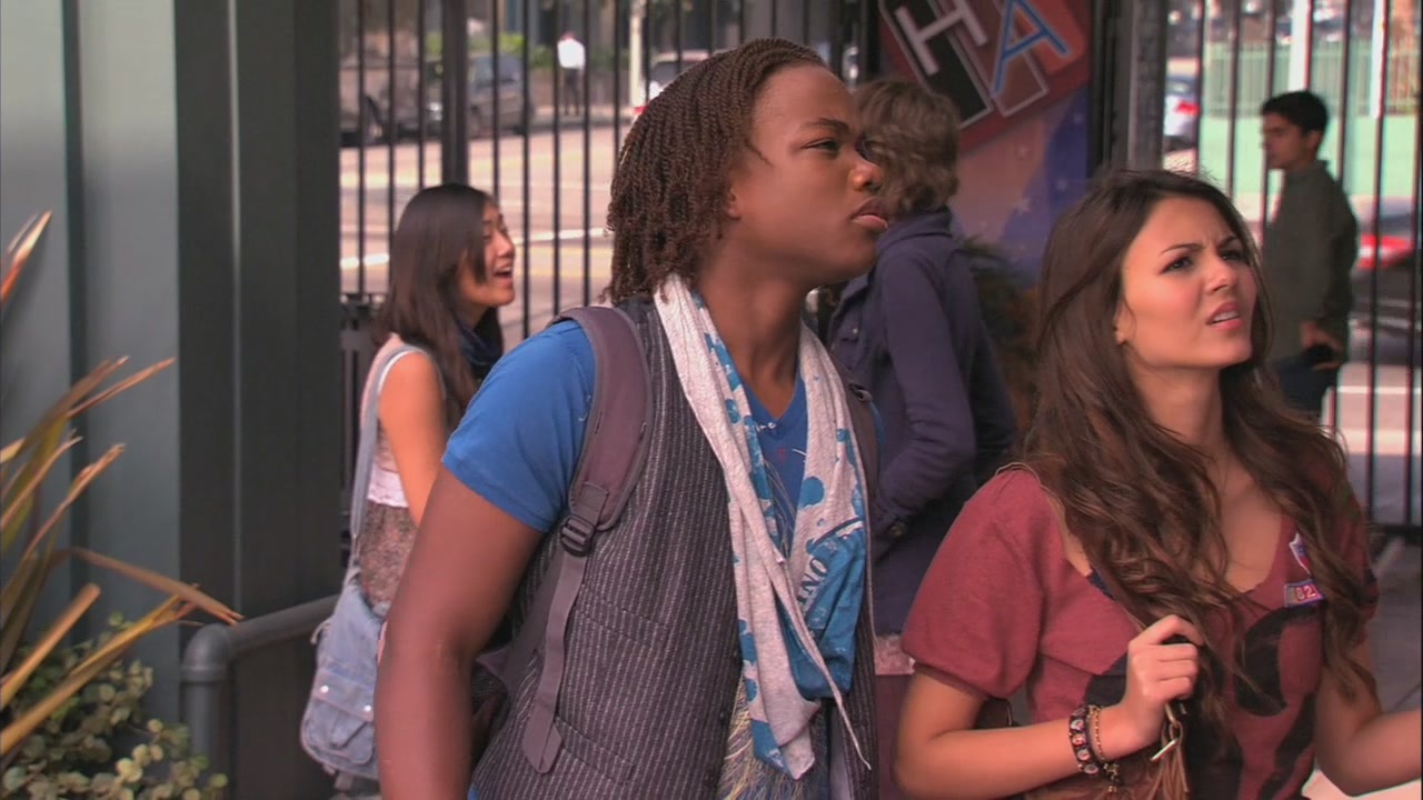 victoriajustice victorious110 okamicaps_026.JPG